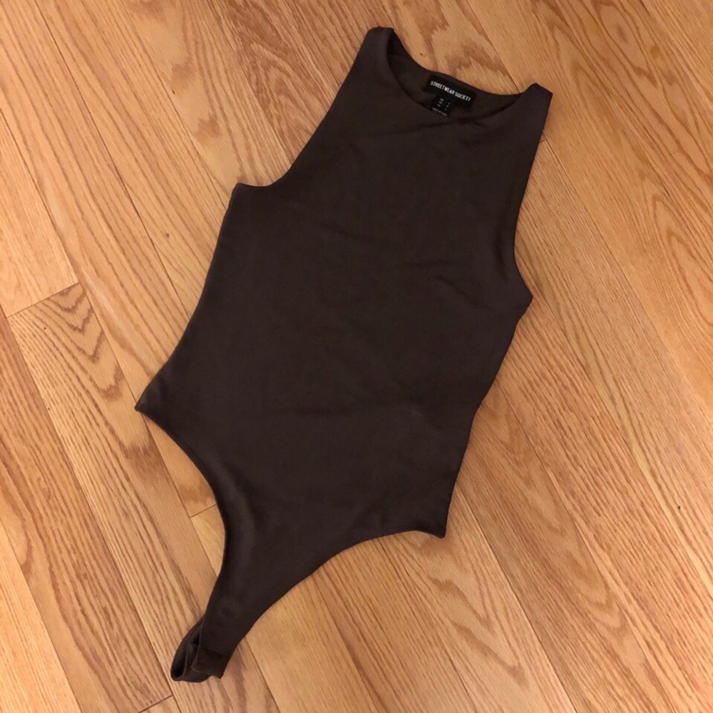 Sirens Brown High Neck Contour Bodysuit (S)
